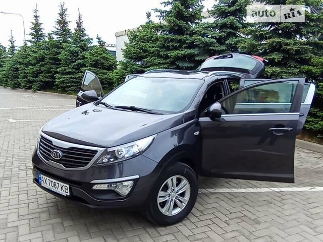 Киа Sportage, объемом двигателя 2 л и пробегом 184 тыс. км за 10700 $, фото 1 на Automoto.ua