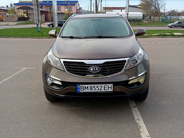 Киа Sportage, объемом двигателя 1.7 л и пробегом 217 тыс. км за 12700 $, фото 1 на Automoto.ua