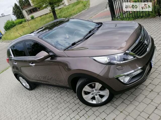 Киа Sportage, объемом двигателя 1.7 л и пробегом 220 тыс. км за 10150 $, фото 1 на Automoto.ua