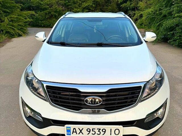 Кіа Sportage, об'ємом двигуна 1.6 л та пробігом 194 тис. км за 10000 $, фото 1 на Automoto.ua