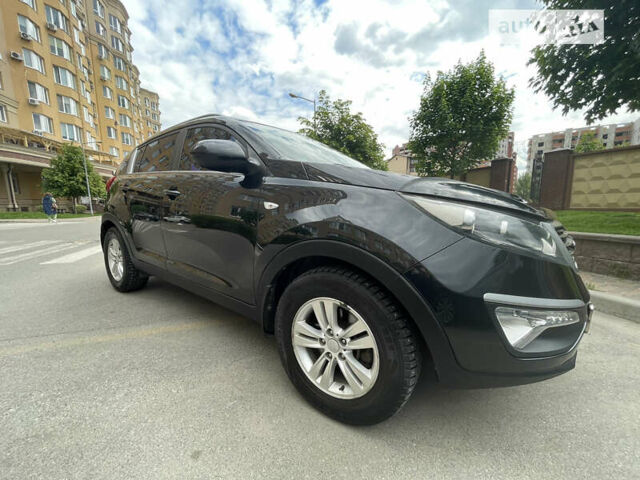 Киа Sportage, объемом двигателя 2 л и пробегом 106 тыс. км за 13500 $, фото 1 на Automoto.ua