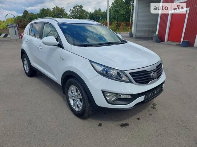 Киа Sportage, объемом двигателя 1.69 л и пробегом 118 тыс. км за 13800 $, фото 1 на Automoto.ua