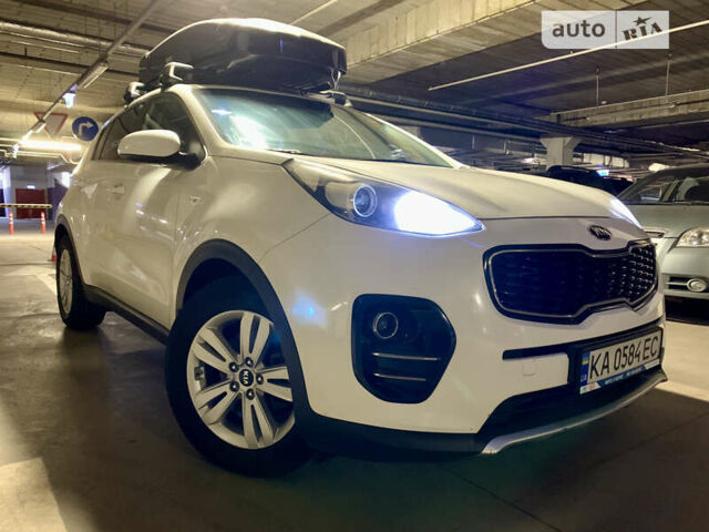 Киа Sportage, объемом двигателя 2 л и пробегом 215 тыс. км за 18000 $, фото 1 на Automoto.ua