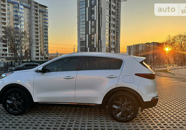 Киа Sportage, объемом двигателя 2.36 л и пробегом 45 тыс. км за 23100 $, фото 1 на Automoto.ua