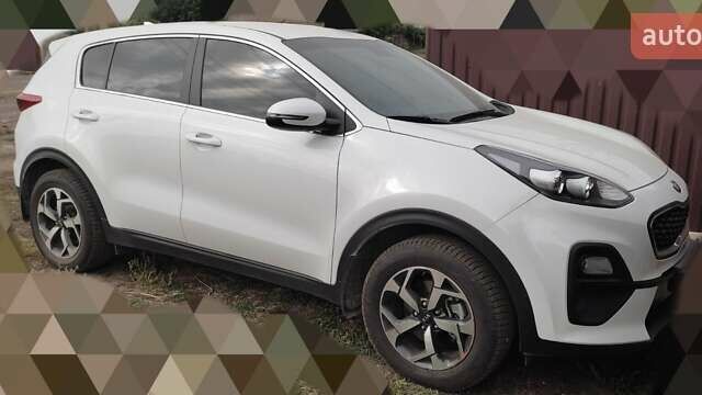 Киа Sportage, объемом двигателя 1.59 л и пробегом 3 тыс. км за 19000 $, фото 1 на Automoto.ua