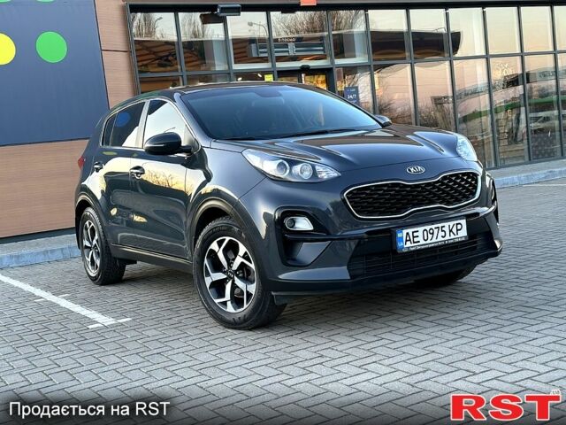 Киа Sportage, объемом двигателя 1.6 л и пробегом 50 тыс. км за 18800 $, фото 1 на Automoto.ua