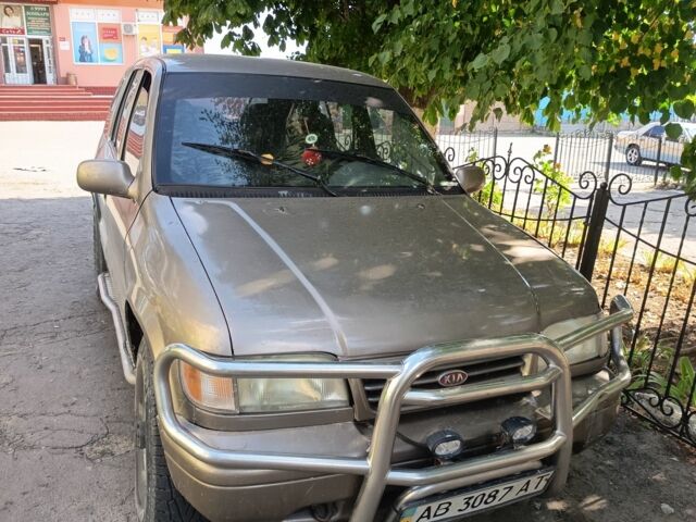 Сірий Кіа Sportage, об'ємом двигуна 2 л та пробігом 82 тис. км за 2600 $, фото 1 на Automoto.ua