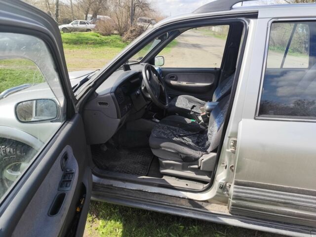 Серый Киа Sportage, объемом двигателя 0 л и пробегом 250 тыс. км за 2700 $, фото 1 на Automoto.ua