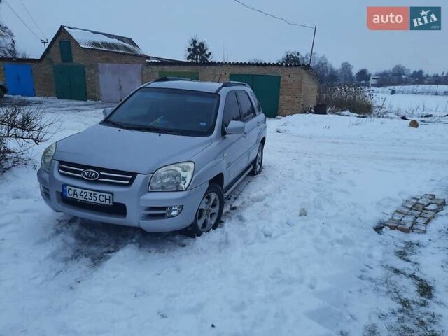 Сірий Кіа Sportage, об'ємом двигуна 2 л та пробігом 294 тис. км за 7200 $, фото 1 на Automoto.ua