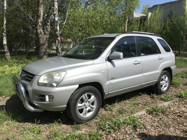 Сірий Кіа Sportage, об'ємом двигуна 2 л та пробігом 240 тис. км за 6700 $, фото 1 на Automoto.ua