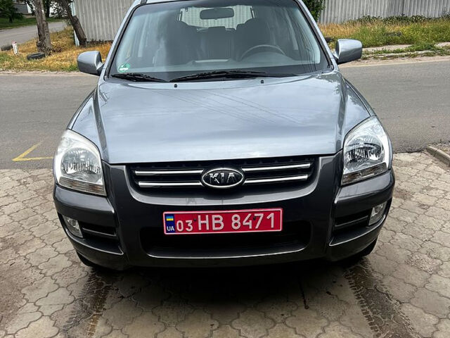 Серый Киа Sportage, объемом двигателя 2 л и пробегом 223 тыс. км за 8000 $, фото 1 на Automoto.ua