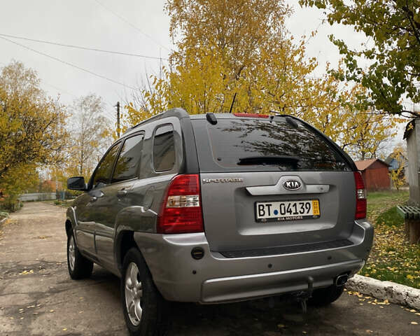 Серый Киа Sportage, объемом двигателя 2 л и пробегом 236 тыс. км за 7550 $, фото 1 на Automoto.ua
