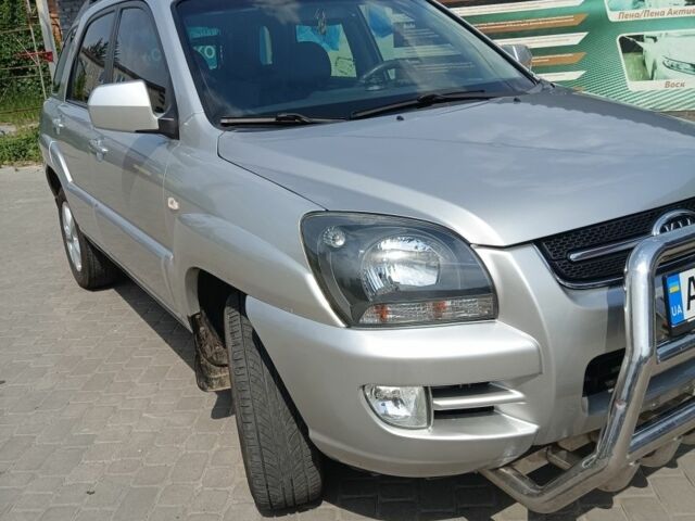 Серый Киа Sportage, объемом двигателя 2 л и пробегом 184 тыс. км за 8150 $, фото 1 на Automoto.ua