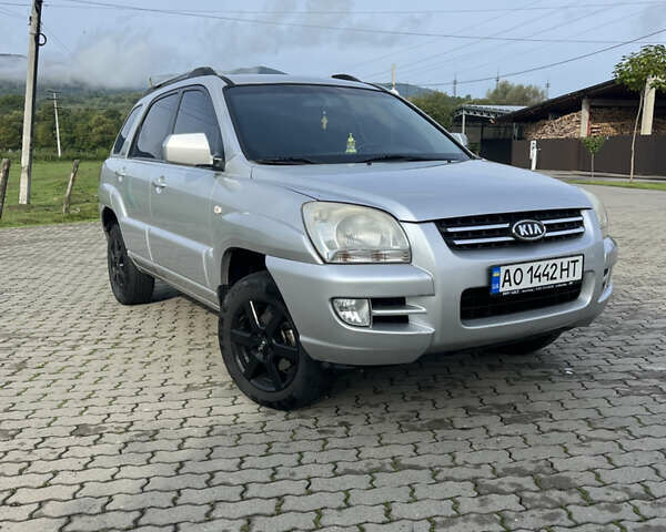 Сірий Кіа Sportage, об'ємом двигуна 1.99 л та пробігом 160 тис. км за 7800 $, фото 1 на Automoto.ua