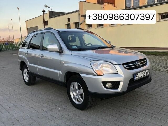 Серый Киа Sportage, объемом двигателя 2 л и пробегом 133 тыс. км за 2399 $, фото 1 на Automoto.ua