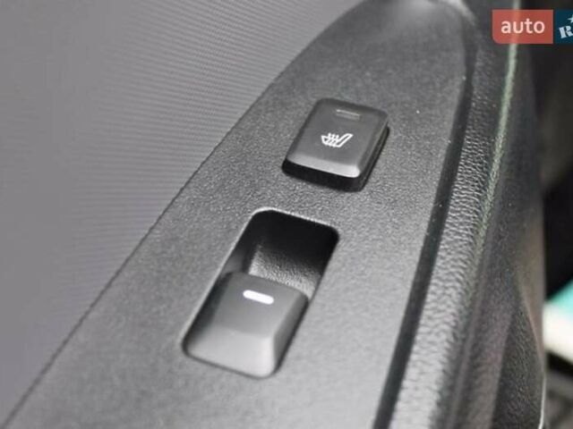 Серый Киа Sportage, объемом двигателя 2 л и пробегом 162 тыс. км за 12500 $, фото 1 на Automoto.ua