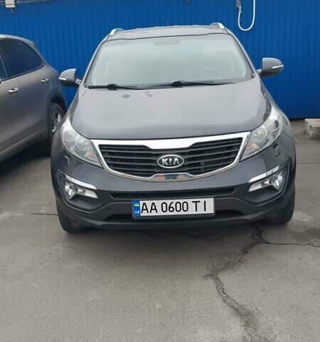 Сірий Кіа Sportage, об'ємом двигуна 2 л та пробігом 255 тис. км за 12700 $, фото 1 на Automoto.ua