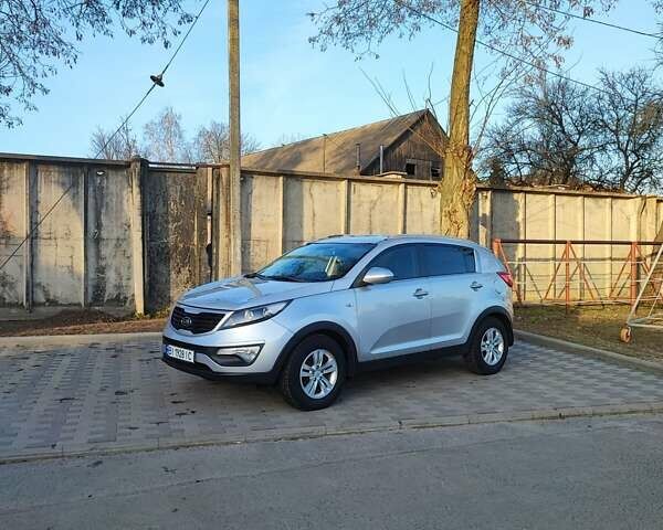 Сірий Кіа Sportage, об'ємом двигуна 2 л та пробігом 218 тис. км за 10300 $, фото 1 на Automoto.ua