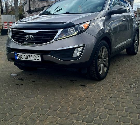 Серый Киа Sportage, объемом двигателя 2.4 л и пробегом 205 тыс. км за 11500 $, фото 1 на Automoto.ua