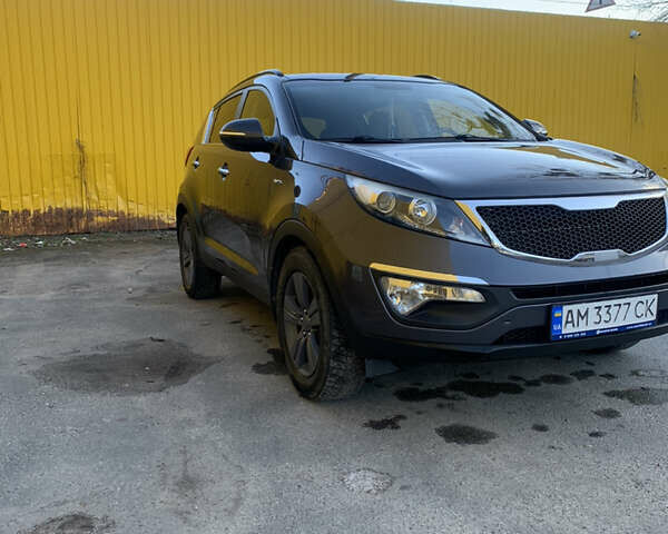 Серый Киа Sportage, объемом двигателя 2 л и пробегом 180 тыс. км за 11900 $, фото 1 на Automoto.ua