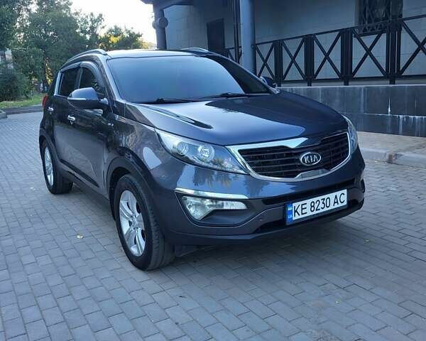 Сірий Кіа Sportage, об'ємом двигуна 2 л та пробігом 177 тис. км за 12000 $, фото 1 на Automoto.ua
