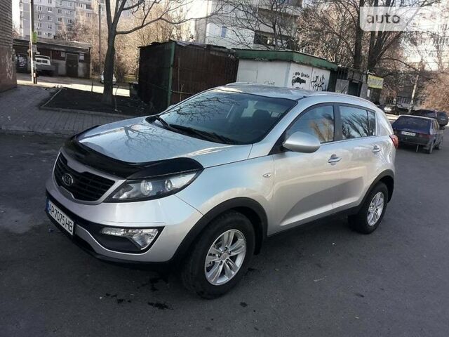 Серый Киа Sportage, объемом двигателя 2 л и пробегом 129 тыс. км за 12400 $, фото 1 на Automoto.ua