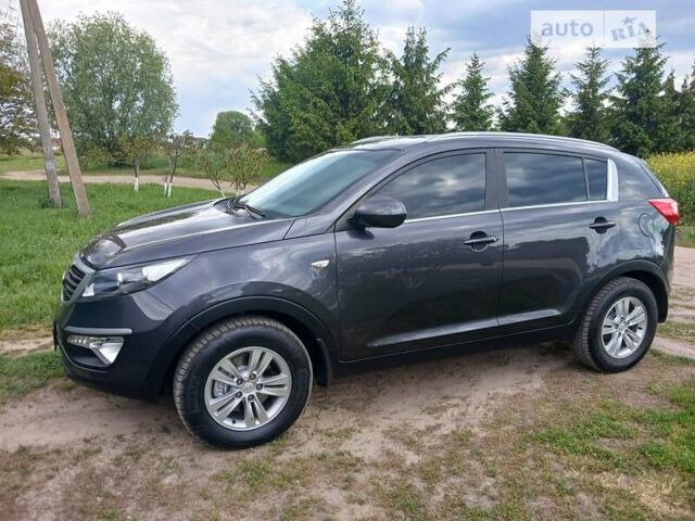 Сірий Кіа Sportage, об'ємом двигуна 2 л та пробігом 230 тис. км за 12300 $, фото 1 на Automoto.ua