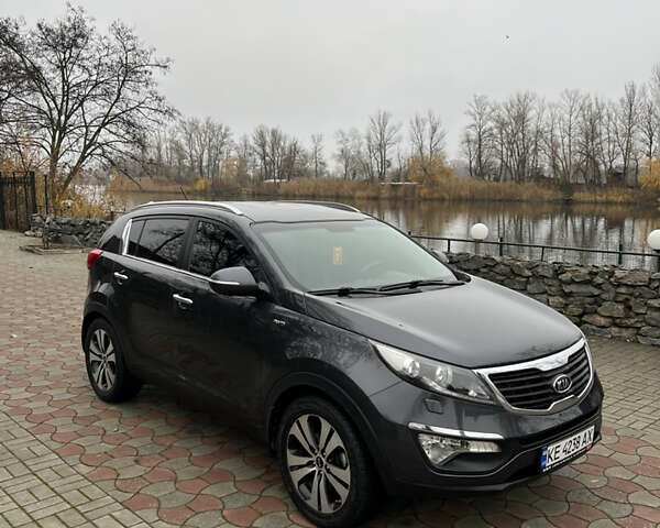 Сірий Кіа Sportage, об'ємом двигуна 2 л та пробігом 135 тис. км за 12499 $, фото 1 на Automoto.ua