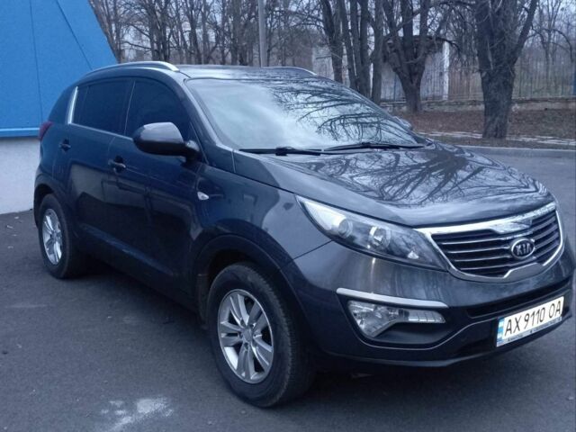 Сірий Кіа Sportage, об'ємом двигуна 0 л та пробігом 210 тис. км за 11800 $, фото 1 на Automoto.ua