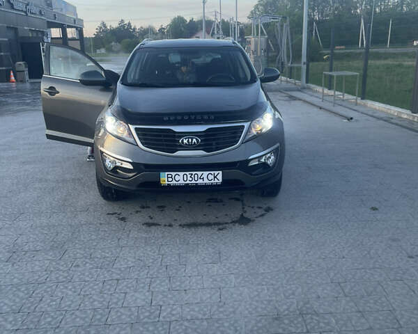 Серый Киа Sportage, объемом двигателя 1.69 л и пробегом 111 тыс. км за 10950 $, фото 1 на Automoto.ua