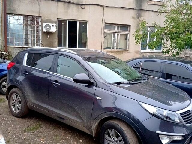 Серый Киа Sportage, объемом двигателя 1.7 л и пробегом 151 тыс. км за 11000 $, фото 1 на Automoto.ua
