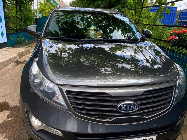 Серый Киа Sportage, объемом двигателя 1.7 л и пробегом 200 тыс. км за 12000 $, фото 1 на Automoto.ua