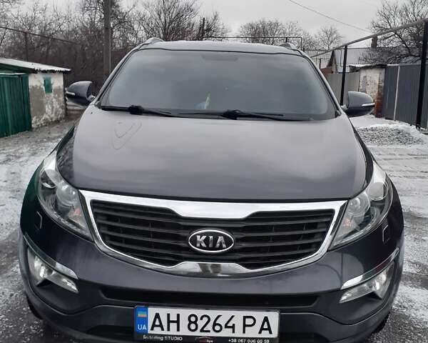 Серый Киа Sportage, объемом двигателя 2 л и пробегом 198 тыс. км за 13400 $, фото 1 на Automoto.ua