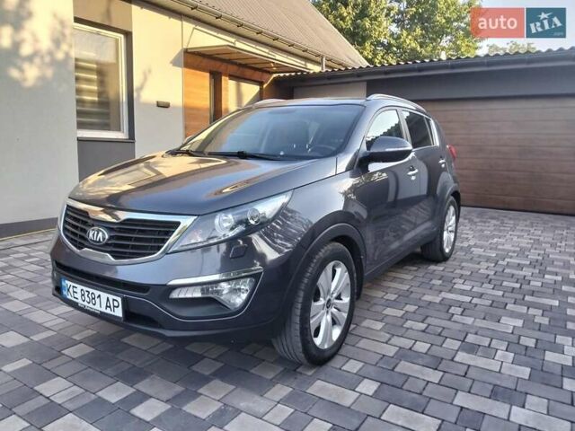 Сірий Кіа Sportage, об'ємом двигуна 2 л та пробігом 230 тис. км за 12400 $, фото 1 на Automoto.ua