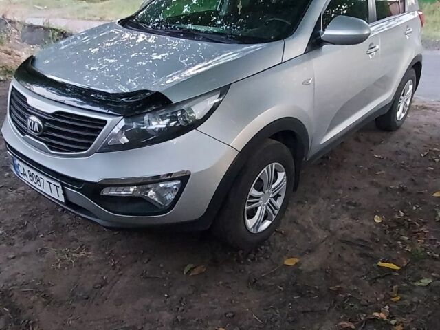 Серый Киа Sportage, объемом двигателя 2 л и пробегом 200 тыс. км за 9300 $, фото 1 на Automoto.ua