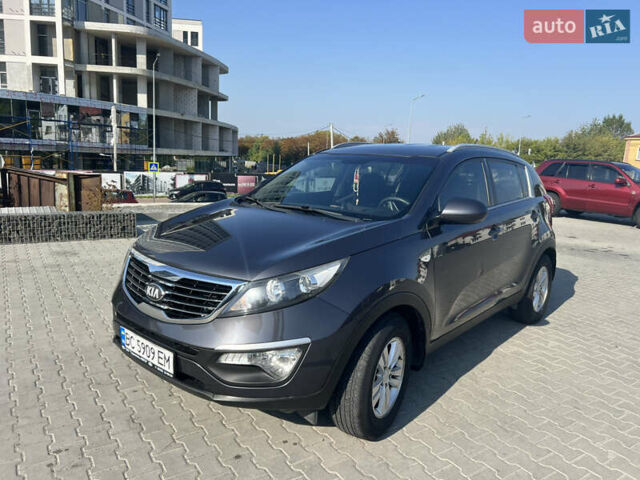 Кіа Sportage 2013 у Львові на Automoto.ua Сірий Кіа Sportage, об'ємом двигуна 1.7 л та пробігом 250 тис. км за 12700 $, фото 1 на Automoto.ua