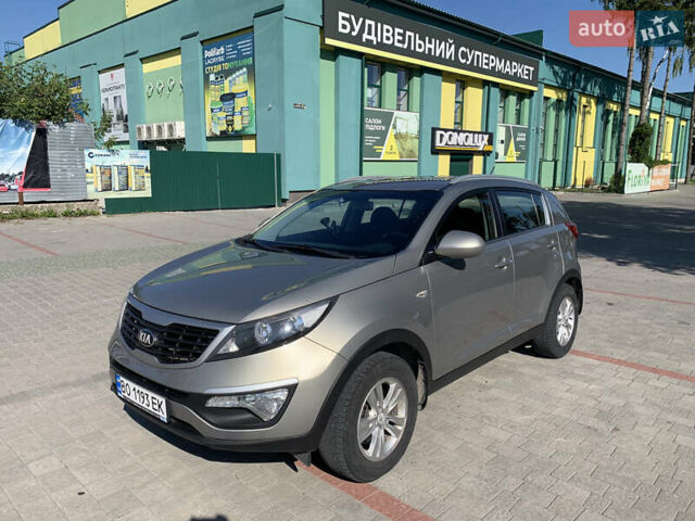 Серый Киа Sportage, объемом двигателя 2 л и пробегом 219 тыс. км за 13500 $, фото 1 на Automoto.ua
