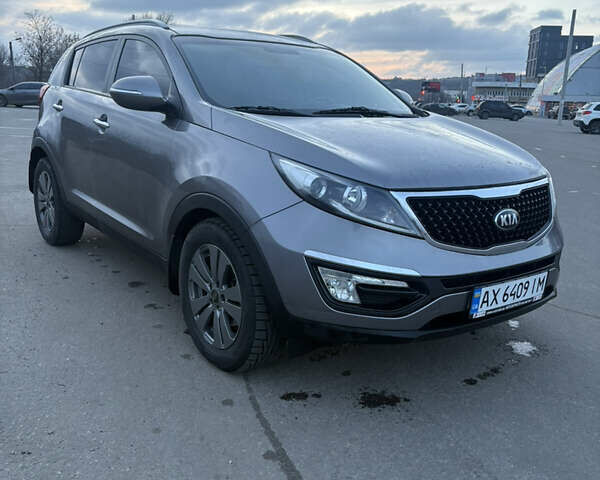 Сірий Кіа Sportage, об'ємом двигуна 2 л та пробігом 163 тис. км за 14950 $, фото 1 на Automoto.ua