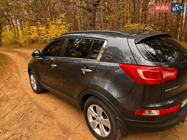 Серый Киа Sportage, объемом двигателя 2 л и пробегом 188 тыс. км за 13500 $, фото 1 на Automoto.ua