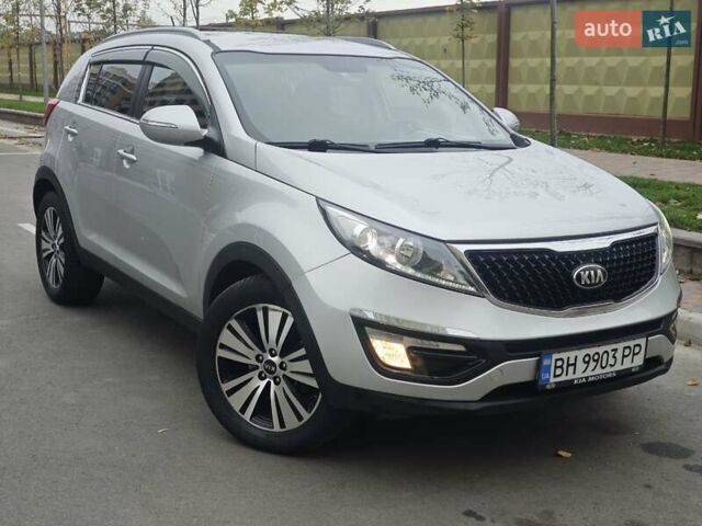 Серый Киа Sportage, объемом двигателя 2 л и пробегом 216 тыс. км за 13299 $, фото 1 на Automoto.ua