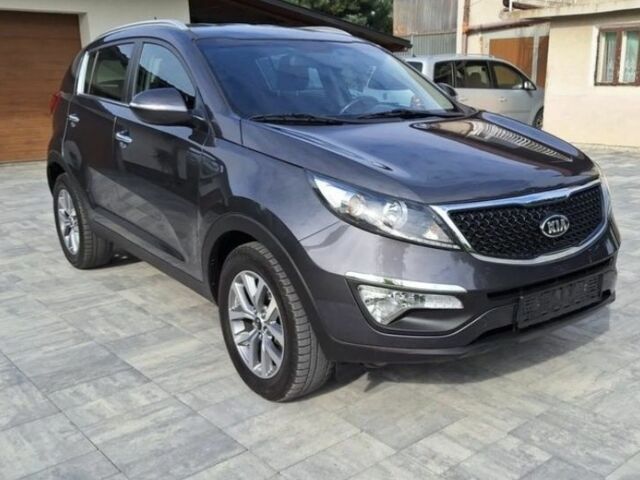 Серый Киа Sportage, объемом двигателя 1.6 л и пробегом 221 тыс. км за 4100 $, фото 1 на Automoto.ua