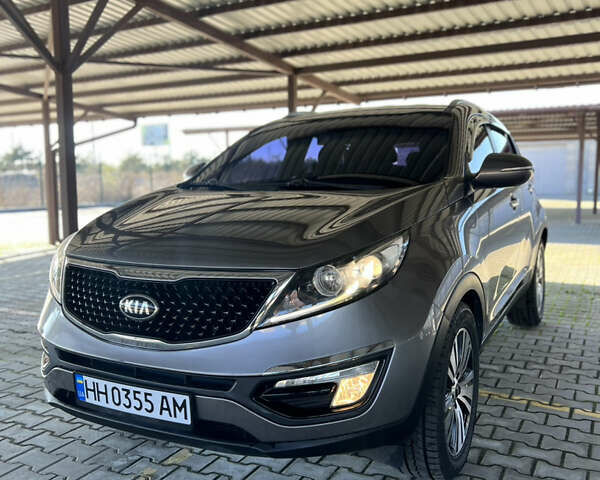 Серый Киа Sportage, объемом двигателя 2 л и пробегом 209 тыс. км за 14700 $, фото 1 на Automoto.ua
