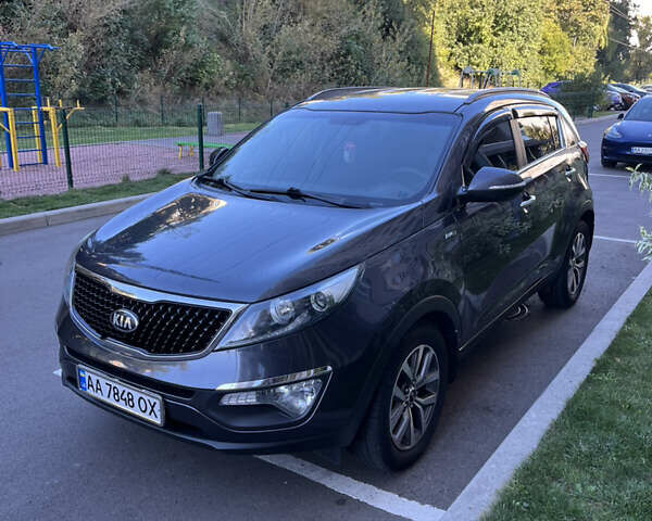 Серый Киа Sportage, объемом двигателя 2 л и пробегом 190 тыс. км за 15500 $, фото 1 на Automoto.ua