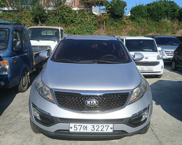 Серый Киа Sportage, объемом двигателя 2 л и пробегом 151 тыс. км за 10500 $, фото 1 на Automoto.ua