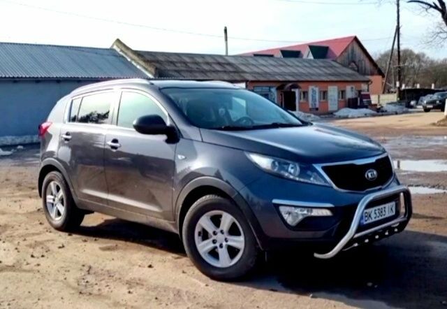 Серый Киа Sportage, объемом двигателя 1.6 л и пробегом 126 тыс. км за 330 $, фото 1 на Automoto.ua