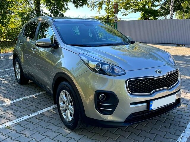 Серый Киа Sportage, объемом двигателя 2 л и пробегом 102 тыс. км за 18200 $, фото 1 на Automoto.ua