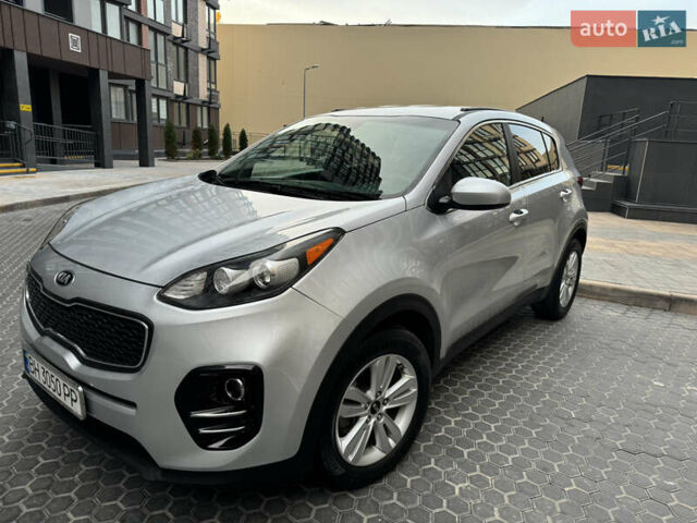 Серый Киа Sportage, объемом двигателя 2.4 л и пробегом 180 тыс. км за 12999 $, фото 1 на Automoto.ua