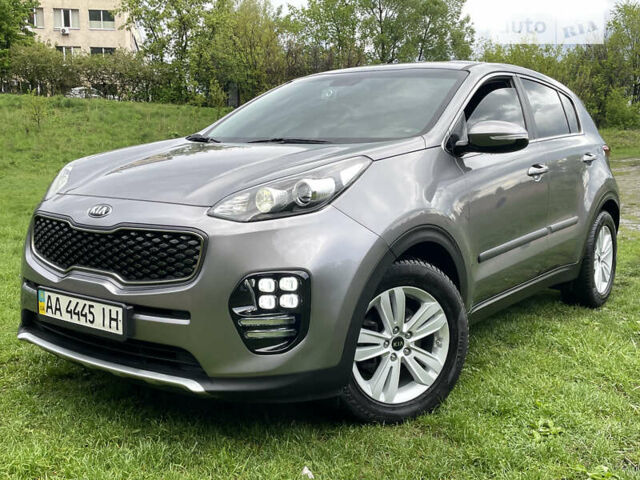 Сірий Кіа Sportage, об'ємом двигуна 1.7 л та пробігом 173 тис. км за 17499 $, фото 1 на Automoto.ua