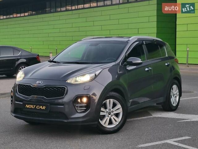 Кіа Sportage 2017 у Києві на Automoto.ua Сірий Кіа Sportage, об'ємом двигуна 2 л та пробігом 263 тис. км за 15800 $, фото 1 на Automoto.ua