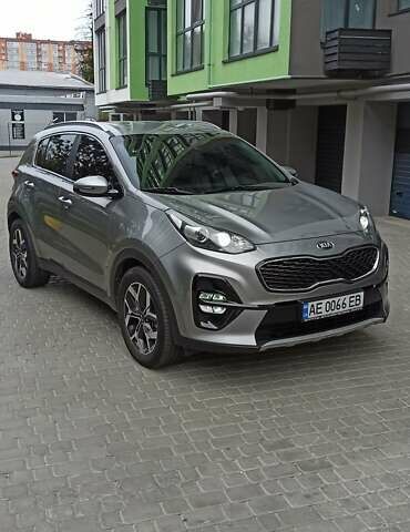 Кіа Sportage 2018 у Дніпро (Дніпропетровську) на Automoto.ua Сірий Кіа Sportage, об'ємом двигуна 2 л та пробігом 145 тис. км за 21500 $, фото 1 на Automoto.ua